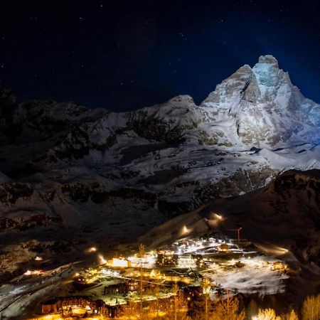 Monolocale La Terrazza Sulla Neve-Cervinia Apartment Бройл-Червиня Екстериор снимка